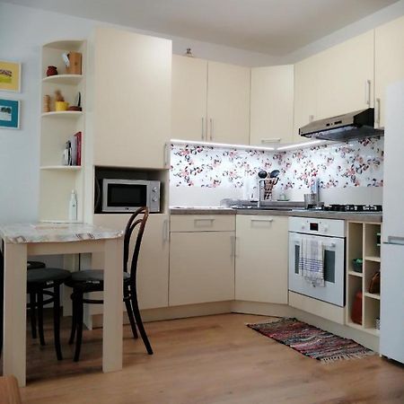 Slavik Apartment Dunajská Streda エクステリア 写真